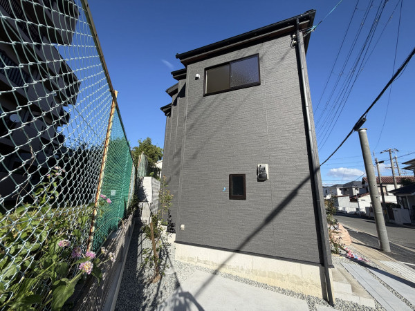 池田市五月丘、新築一戸建ての画像です