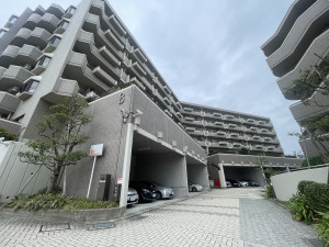 池田市五月丘、マンションの画像です
