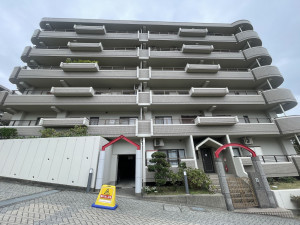 池田市五月丘、マンションの画像です