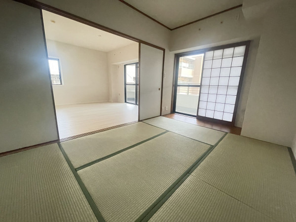 池田市五月丘、マンションの画像です