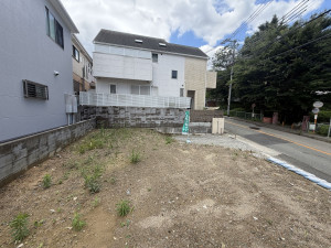 川西市松が丘町、土地の画像です