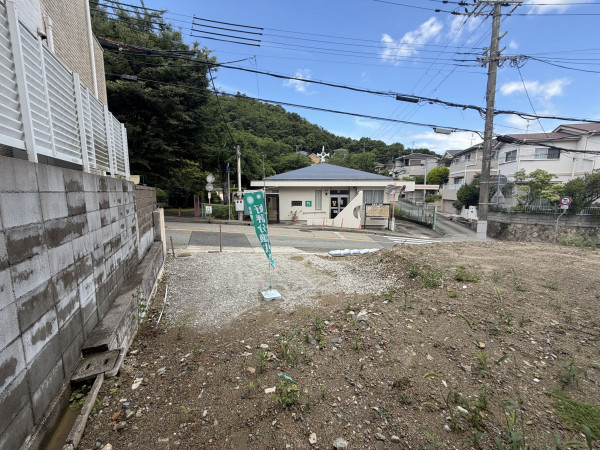 川西市松が丘町、土地の画像です