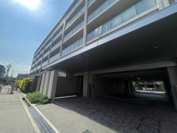 池田市桃園、マンションの画像です