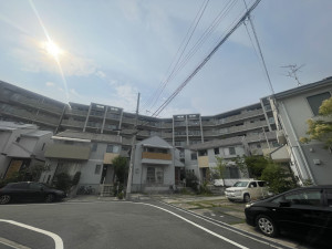 池田市五月丘、マンションの画像です