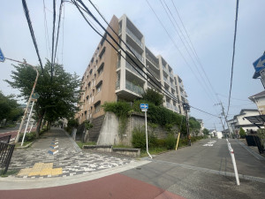 池田市五月丘、マンションの画像です