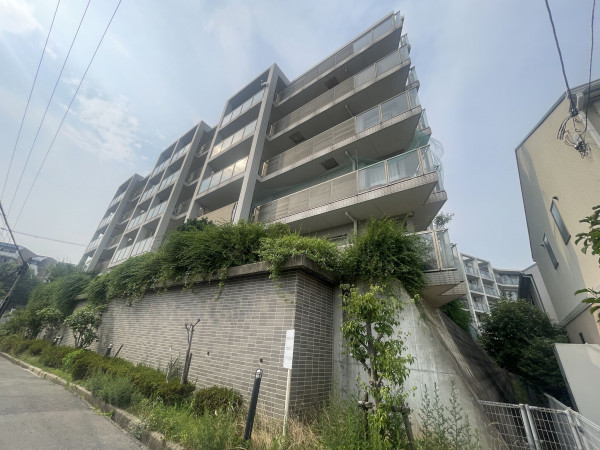 池田市五月丘、マンションの画像です