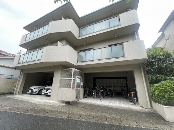 池田市天神、マンションの画像です