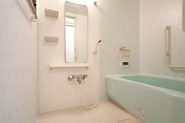 川西市花屋敷、マンションの画像です