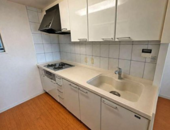川西市花屋敷、マンションの画像です