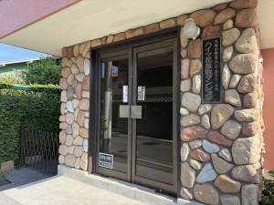 宝塚市雲雀丘、マンションの画像です