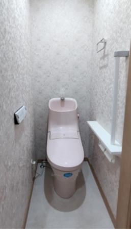 東大阪市日下町、中古一戸建てのトイレ画像です
