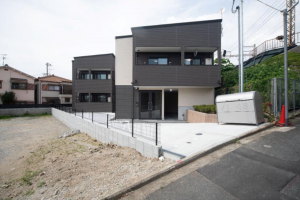 東大阪市東石切町、収益物件/マンションの外観画像です