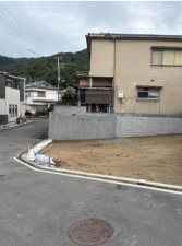 東大阪市日下町、土地の前面道路を含む現地写真画像です