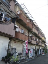 東大阪市中石切町、中古一戸建ての外観画像です