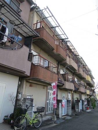 東大阪市中石切町、中古一戸建ての外観画像です
