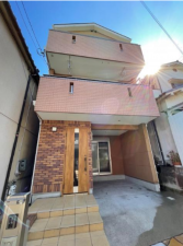 東大阪市日下町、中古一戸建ての外観画像です