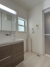 東大阪市北石切町、新築一戸建ての洗面画像です