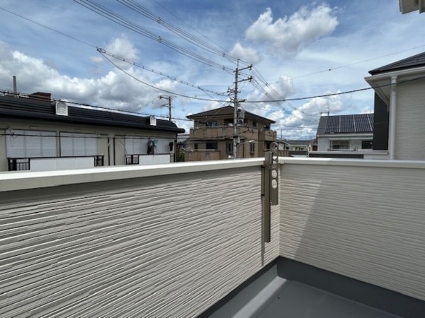 東大阪市北石切町、新築一戸建てのバルコニー画像です