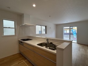 東大阪市北石切町、新築一戸建てのキッチン画像です