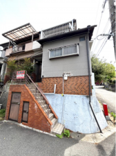 東大阪市東石切町、中古一戸建ての外観画像です