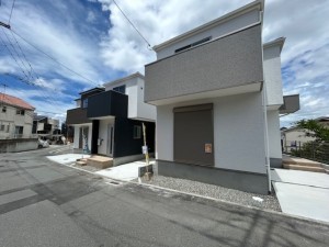 東大阪市東石切町、新築一戸建ての画像です