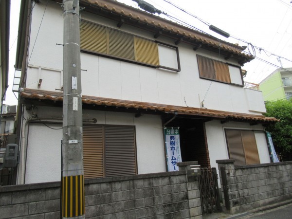 東大阪市東石切町、中古一戸建ての外観画像です