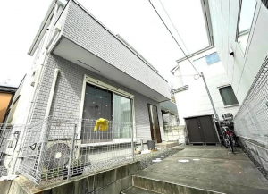 東大阪市池之端町、中古一戸建ての外観画像です