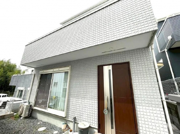 東大阪市池之端町、中古一戸建ての外観画像です
