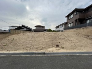 東大阪市北石切町、土地の前面道路を含む現地写真画像です