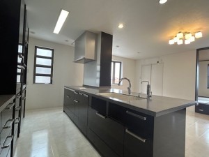 東大阪市日下町、中古一戸建てのキッチン画像です