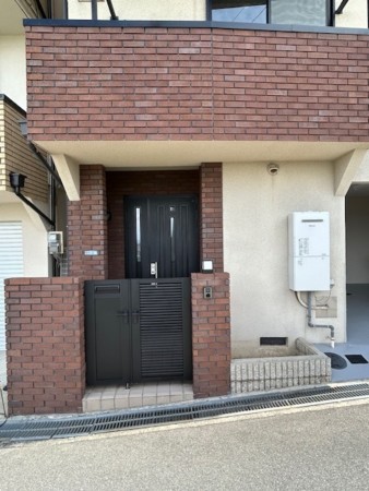 東大阪市東石切町、中古一戸建ての外観画像です