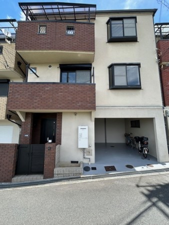 東大阪市東石切町、中古一戸建ての外観画像です