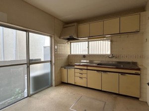 東大阪市北石切町、中古一戸建てのキッチン画像です