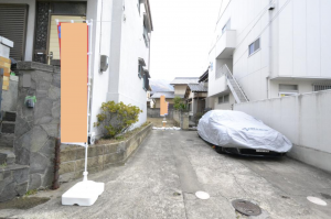 東大阪市北石切町、土地の前面道路を含む現地写真画像です