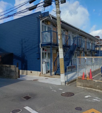 東大阪市西石切町、収益物件/アパートの外観画像です