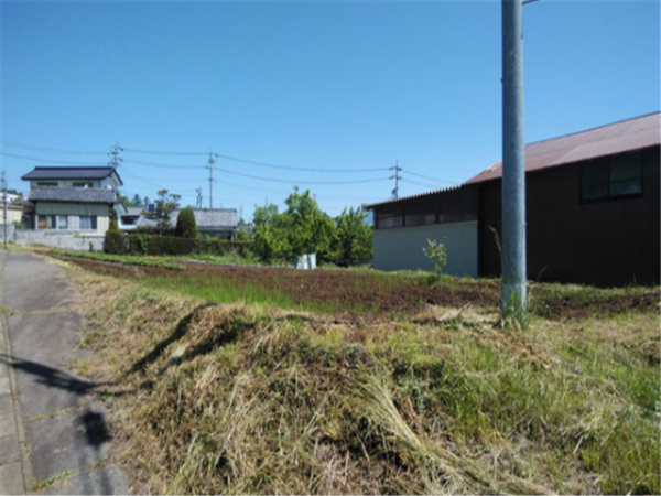 佐久市望月、土地の画像です