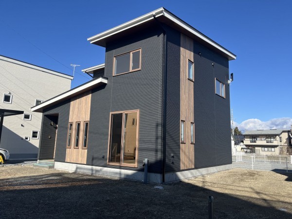佐久市三塚、新築一戸建ての画像です