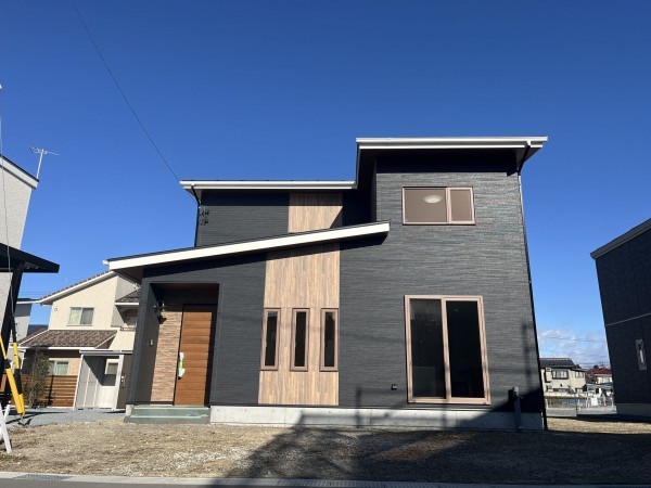 佐久市三塚、新築一戸建ての画像です