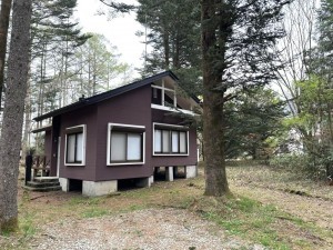 北佐久郡軽井沢町大字長倉、中古一戸建ての画像です