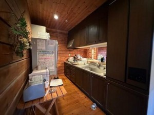 北佐久郡軽井沢町大字発地、中古一戸建ての画像です