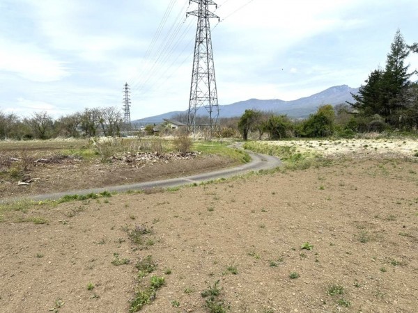 北佐久郡御代田町大字御代田、土地の画像です