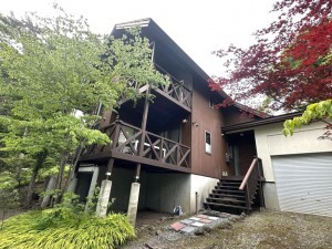 北佐久郡軽井沢町大字長倉、中古一戸建ての画像です