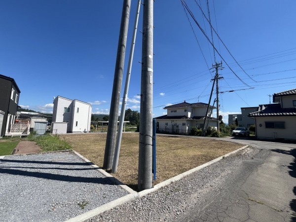 佐久市瀬戸、土地の画像です