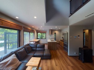 北佐久郡軽井沢町大字長倉、中古一戸建ての画像です