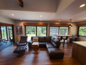 北佐久郡軽井沢町大字長倉、中古一戸建ての画像です