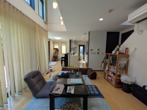 北佐久郡軽井沢町大字長倉、中古一戸建ての画像です
