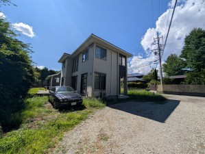 北佐久郡軽井沢町大字長倉、中古一戸建ての画像です