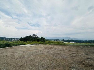 北佐久郡御代田町大字塩野、土地の画像です