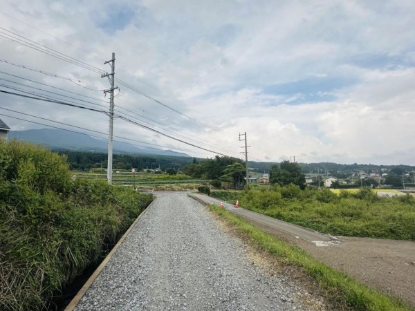 北佐久郡御代田町大字塩野、土地の画像です