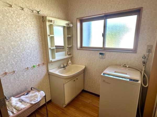 南佐久郡佐久穂町大字高野町、中古一戸建ての画像です